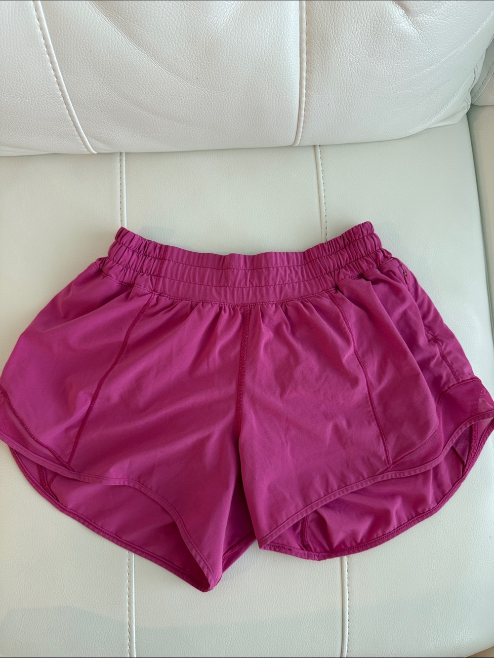 Lululemon Hotty Hot Shorts Size 6